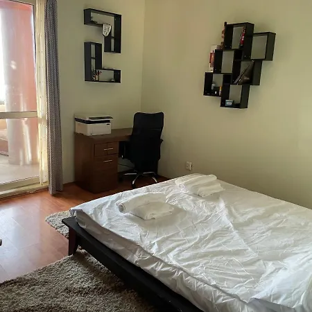 Sunny Central Apartment *